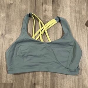 lululemon Free To Be Serene Bra Tidewater Teal/Wasabi size 10